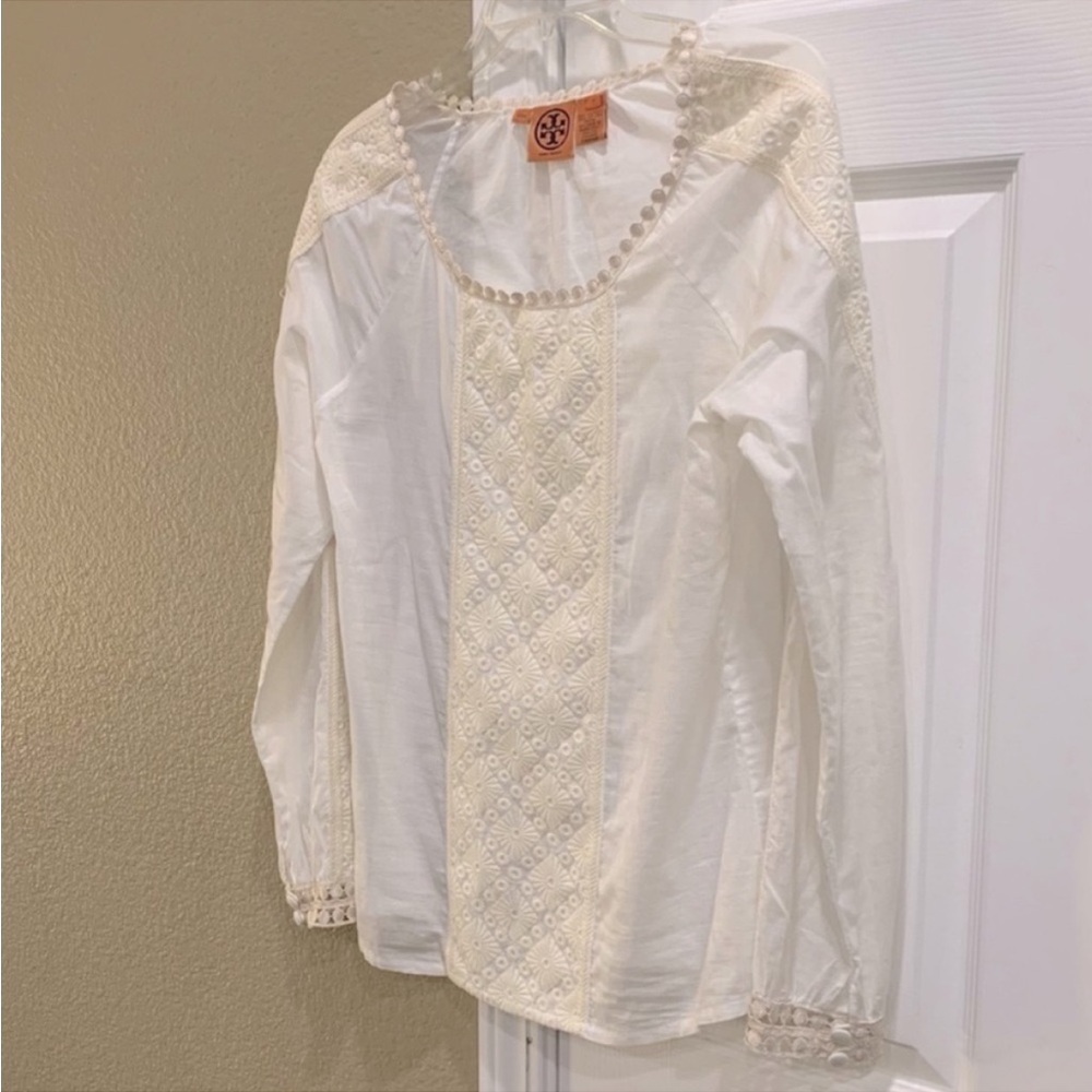 Tory Burch Ivory Embroidered Top Blouse
Size: 8 Tory Burch